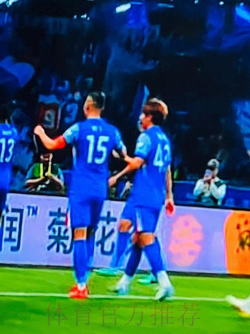 卓尔客胜辽足扩大优势 冲超军团集体受挫 卓尔客胜辽足扩大优势 冲超军团集体受挫